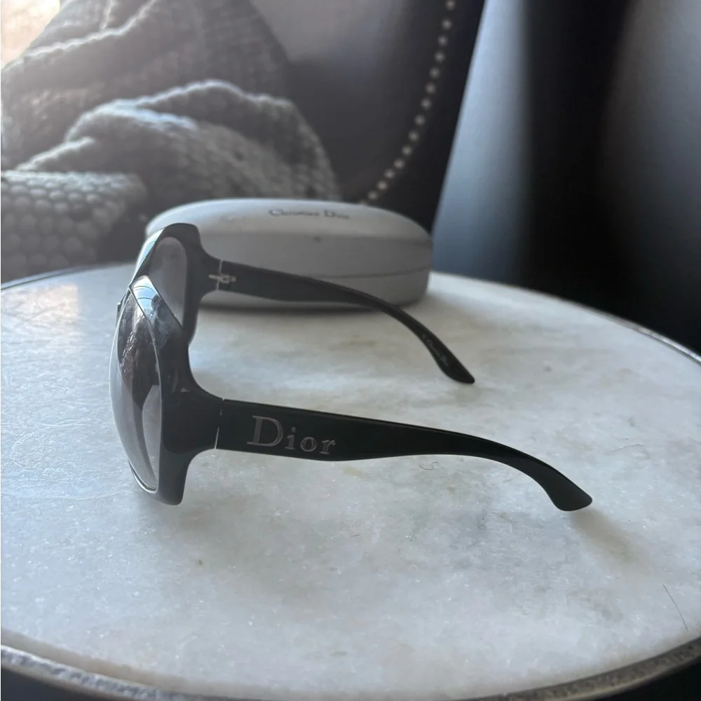 Christian Dior Vintage Glossy 1 Sunglasses - Picture 6 of 11